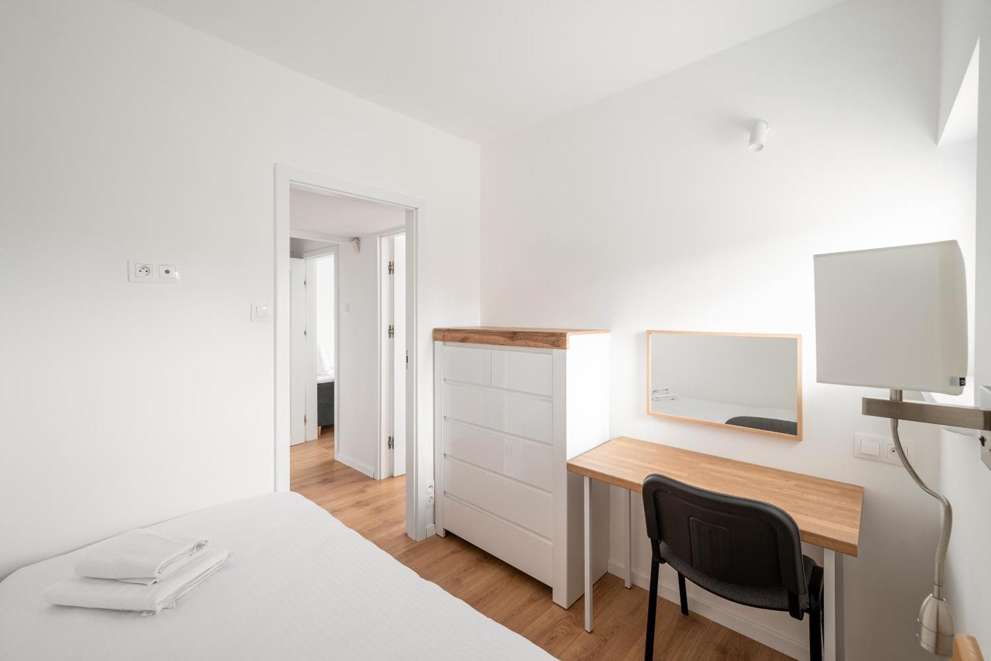 ורשה Krasinski Garden Comfort Apartment מראה חיצוני תמונה