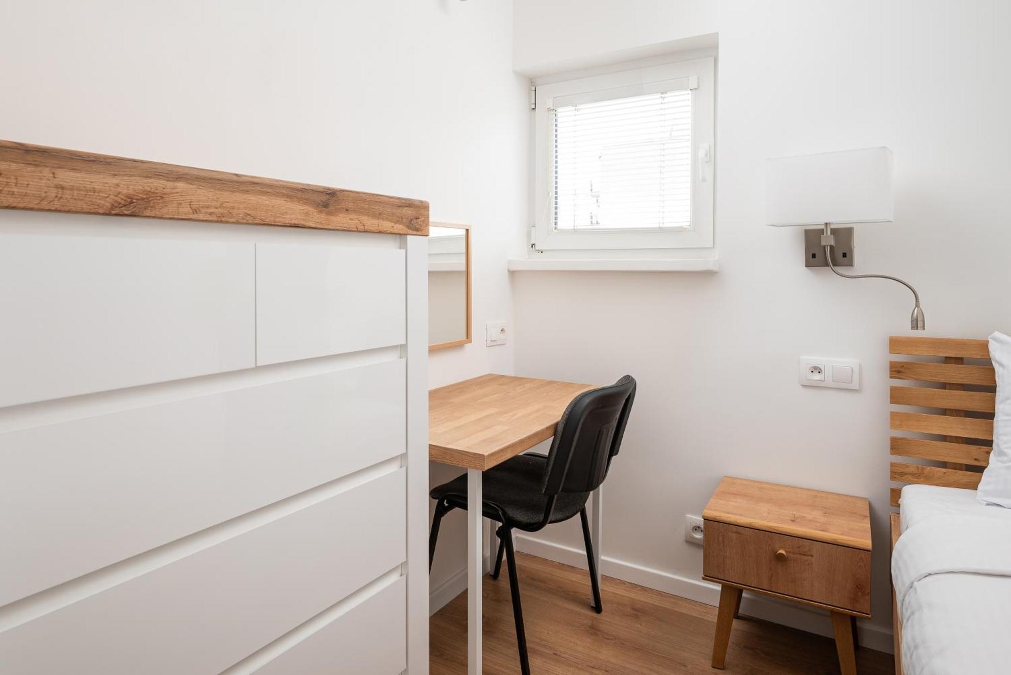 ורשה Krasinski Garden Comfort Apartment מראה חיצוני תמונה
