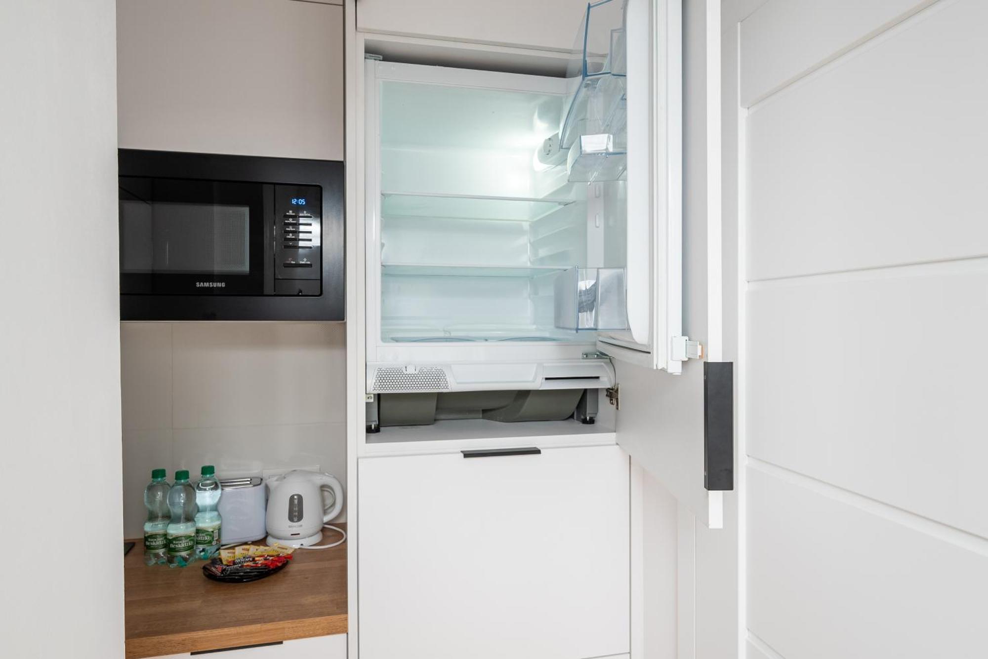 ורשה Krasinski Garden Comfort Apartment מראה חיצוני תמונה