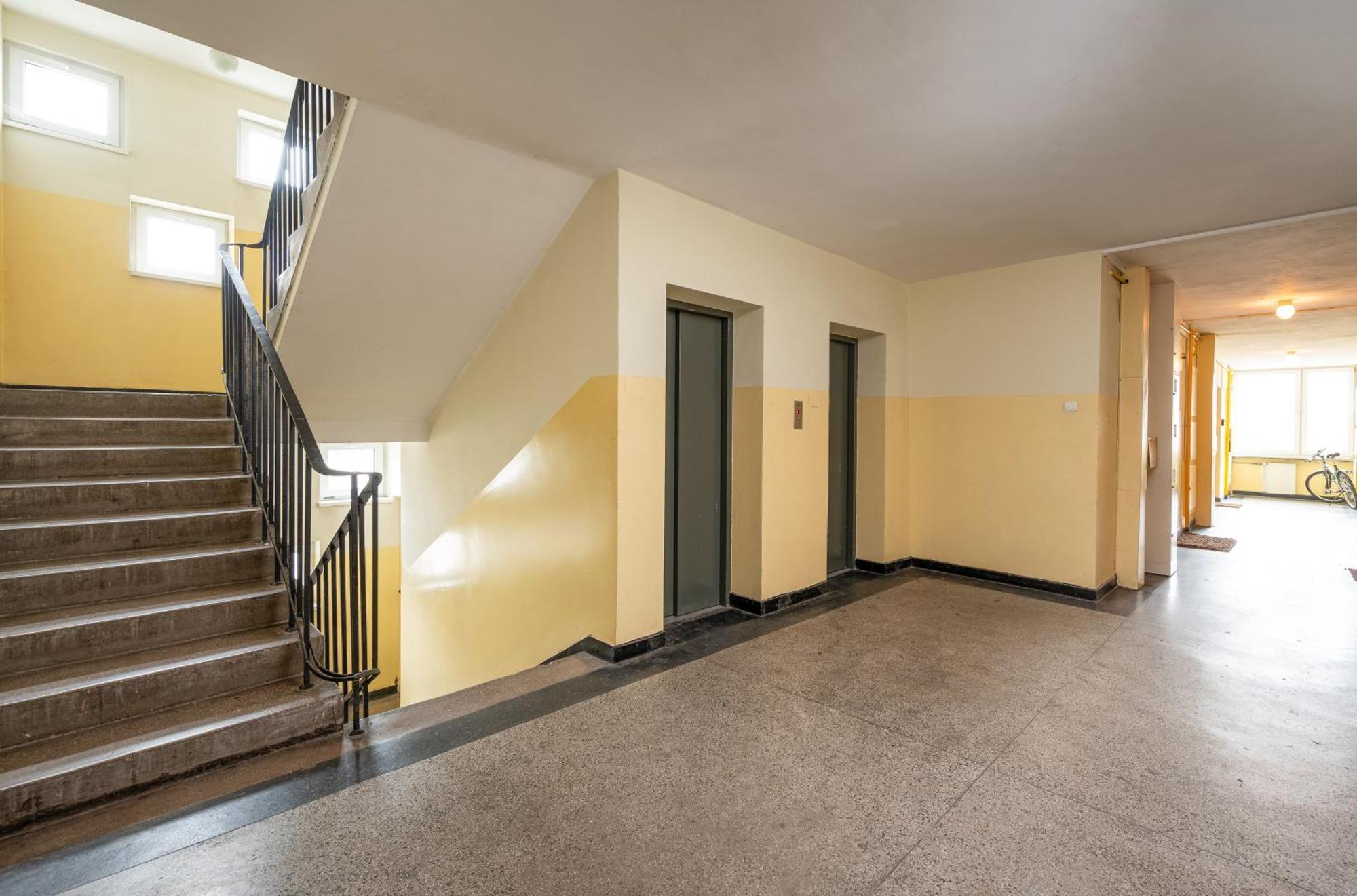 ורשה Krasinski Garden Comfort Apartment מראה חיצוני תמונה