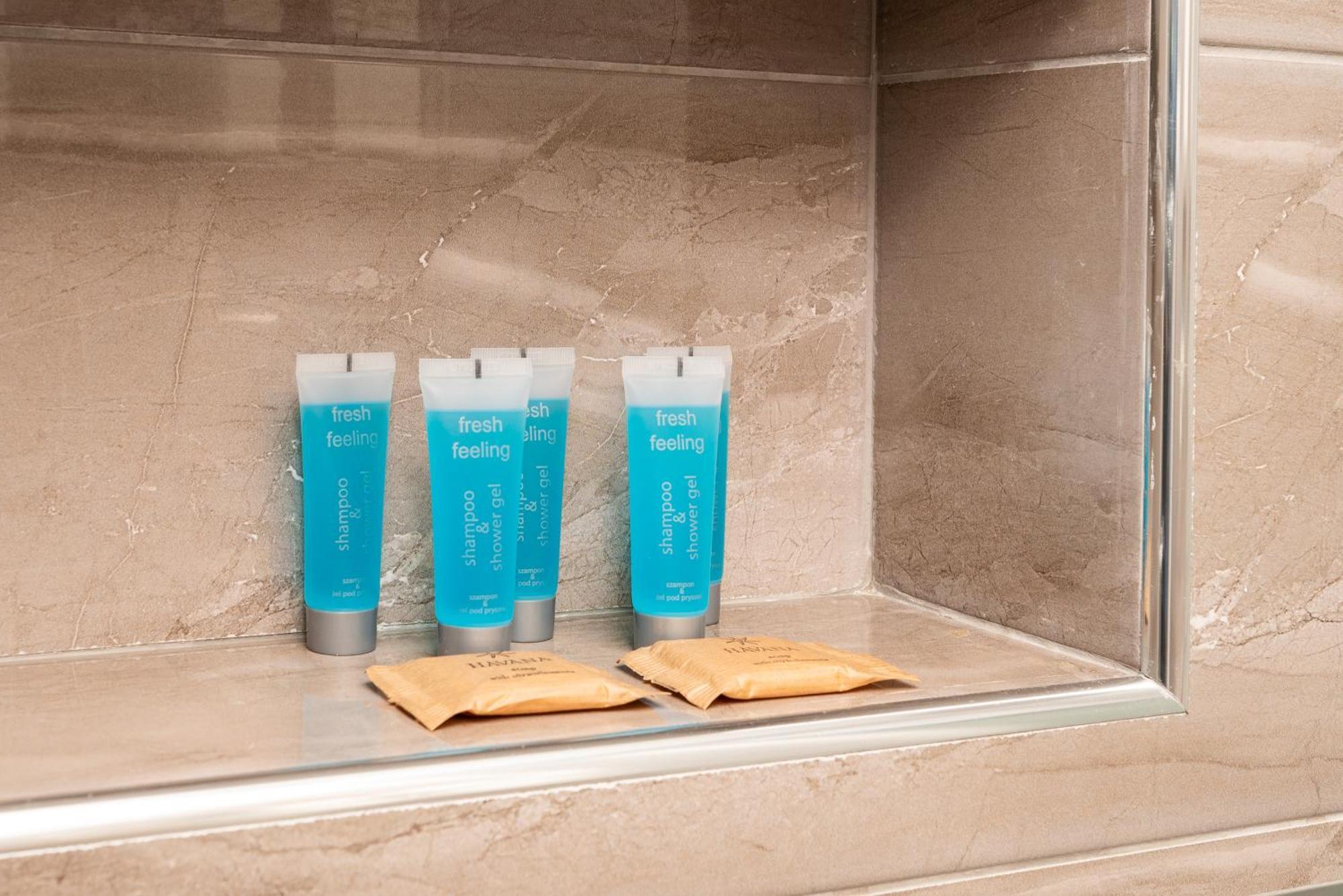 ורשה Krasinski Garden Comfort Apartment מראה חיצוני תמונה